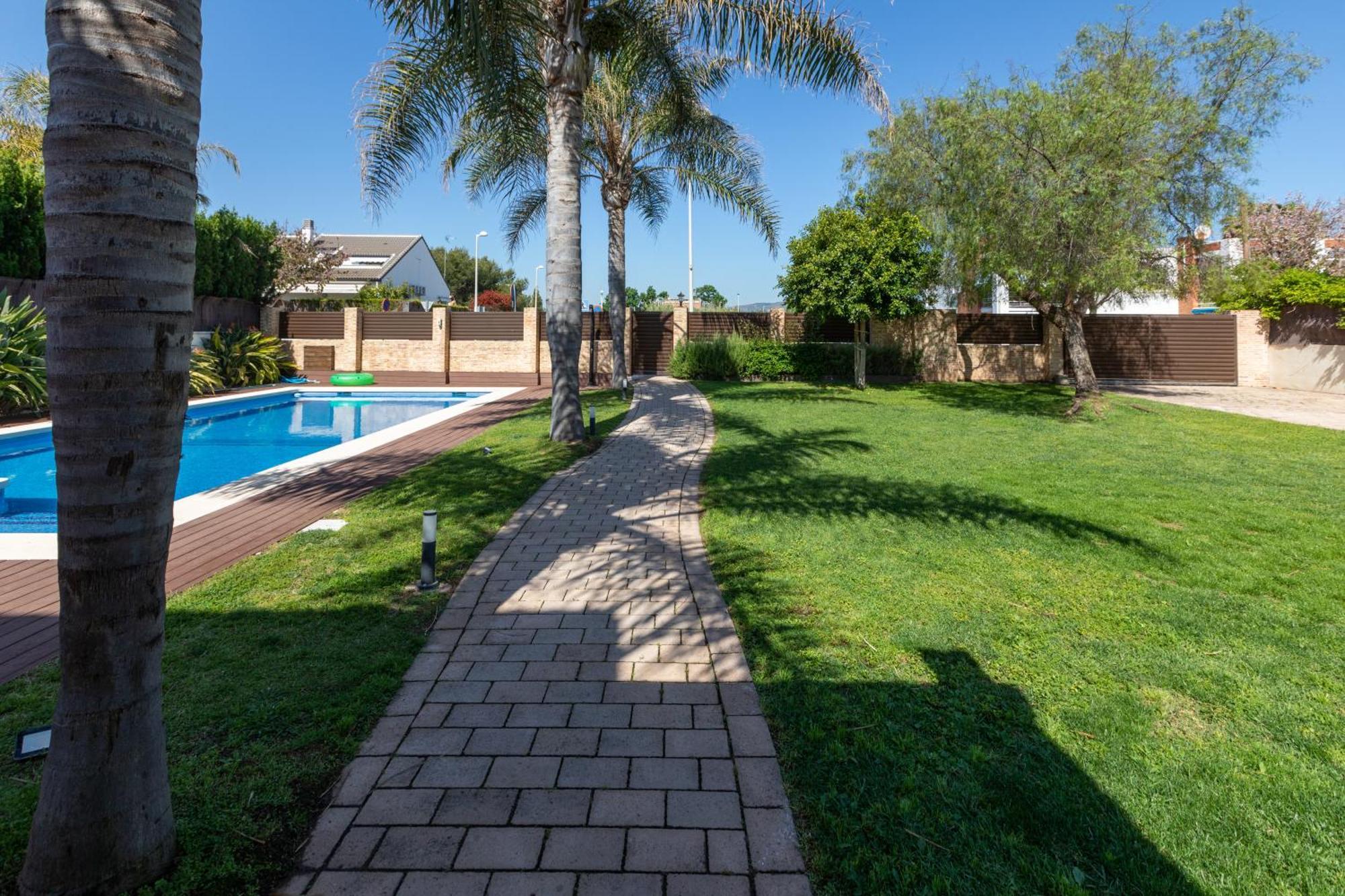 Casa Junto Al Mar Con Jardin Villa Sagunto Exterior photo